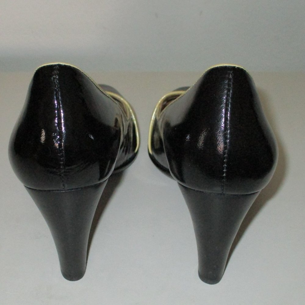 Sofft Womens Black Patent Leather 3" Heel Pump NWOB - Size 8M - Picture 4 of 8